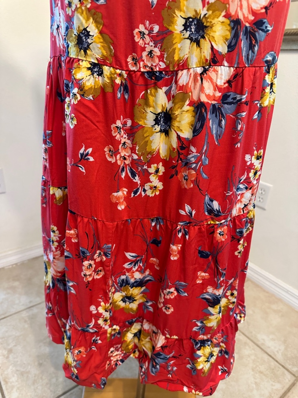 Band of Gypsies Red Floral Boho Maxi Dress w/Adjustable Straps Size Large - Picture 6 of 16